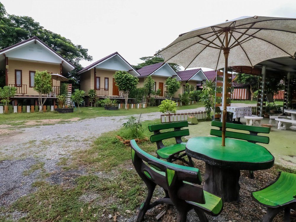 Bansuan Inthanon Resort Chom Thong Extérieur photo